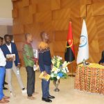 assinatura de Autógrafos do lançamento dos livros intituladas “Creative approaches: to teaching english as a foreign language to young learners in Angola” e “Pensar, Investigar e Descobrir: o Poder da Ciência”