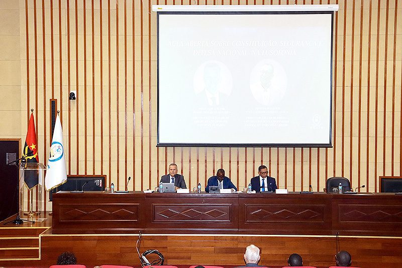 Aula Aberta Sobre Constituição, Segurança e Defesa Nacional na Lusofonia